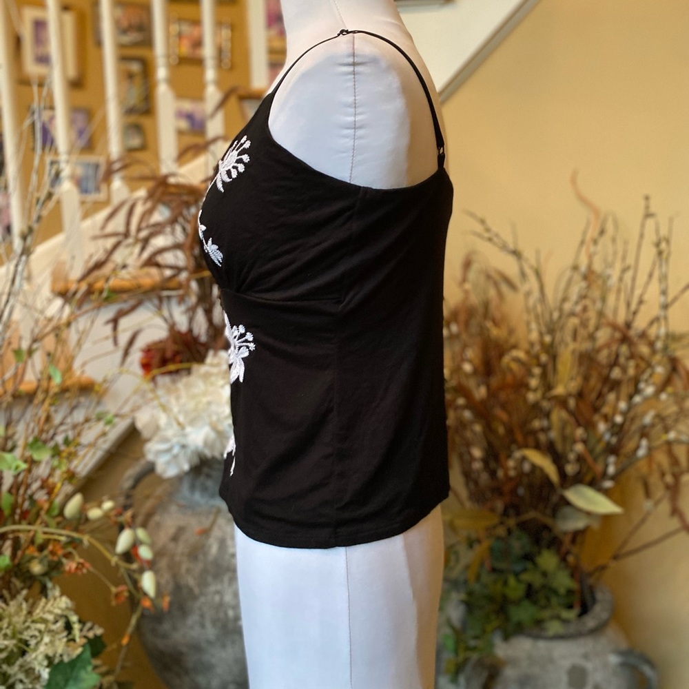 White House Black Market Large Embroidered Camisole Tank Shell - Picture 3 of 5